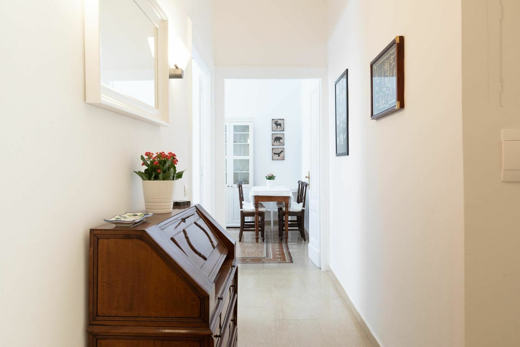 With One Bedroom In Roma, With Wifi Appartement *